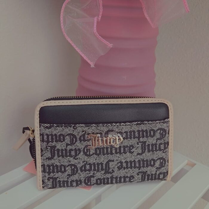 Monedero Juicy Couture con cierre dorado