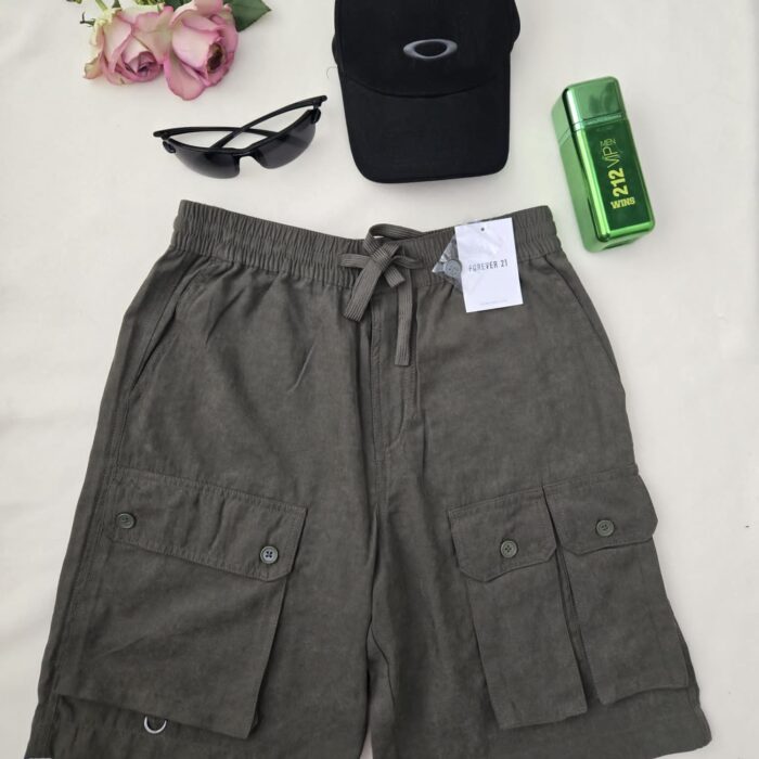 Short Cargo de Caballero Forever 21 – Estilo Urbano verde militar