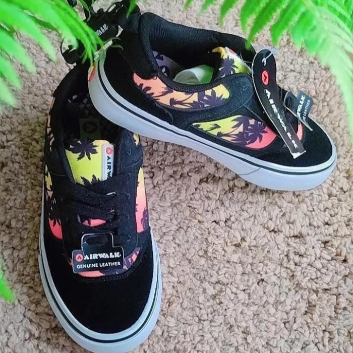 Tenis AIRWALK para Niño con Diseño Tropical | Talla 2Y (21 cm) – Gamuza y Piel Original